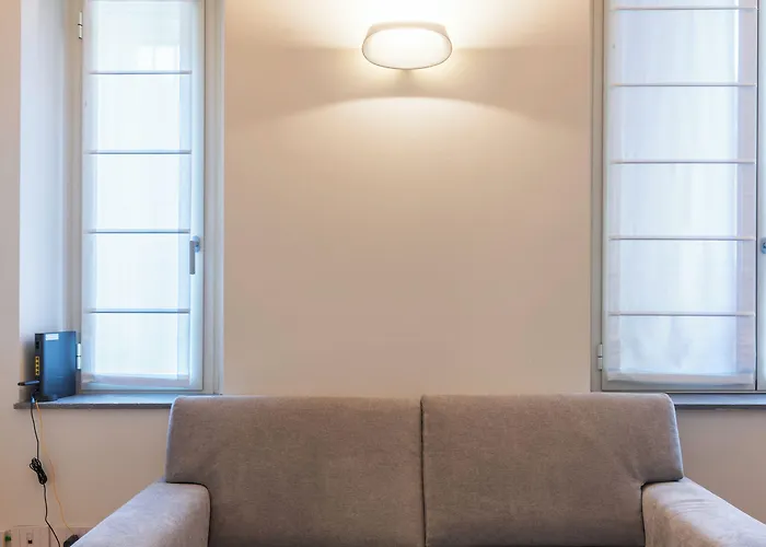 Easyhomes - Bandello * ميلان